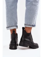 Kožené dámské kotníkové boty na klínu s ozdobou D a JC52-869 Černé