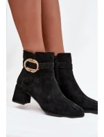 Botki Damskie Na Słupku Ze Złotą Klamrą Czarne Calissa