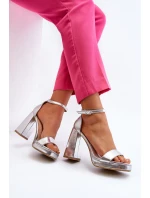 Modne Zamszowe Sandałki Na Kwadratowym Obcasie Srebrne Merila