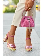 Sandały Damskie Na Słupku W Kwiaty D&A CR980 Różowe