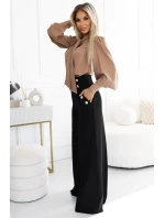 578-1 Jedinečná blúzka s dlhými rukávmi, viazaním a gombíkmi - karamelová farba - moka pena