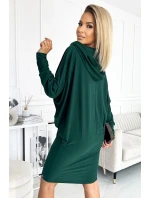 Dámske netopierie šaty vo fľaškovo zelenej farbe s kapucňou 400-1 Dámske netopierie šaty vo fľaškovo zelenej farbe s kapucňou 400-1