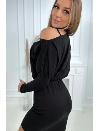 Šaty so zdobením na ramenách čiernej