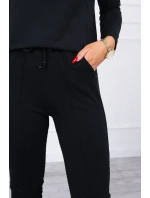 Súprava s gombíkovým výstrihom čiernej farby