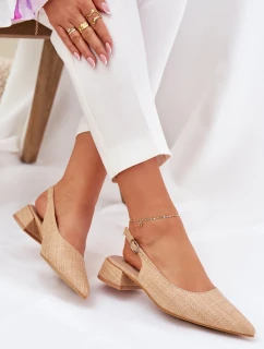 Sandále na podpätku model 209433 Krok vo veľkom štýle