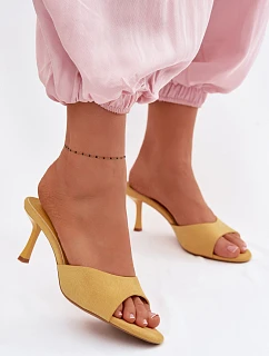 Žabky z umělého semiše na podpatku Žluté Melissea