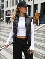 Krátka dámska vesta z ekologickej kože, čierna, FashionStreet TY5733 Krátka dámska vesta z ekologickej kože, čierna, FashionStreet TY5733