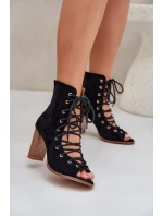 Sandały Na Słupku Z Cholewką I Sznurowaniem Czarne Ivelseki