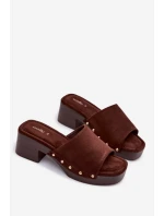 Dámské pantofle na platformě se zlatými sponami čokoládové Davessa