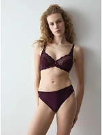 Podprsenka s kosticami Amourette W v bordovej farbe Claret – TRIUMPH Podprsenka s kosticami Amourette W v bordovej farbe Claret – TRIUMPH