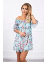 Španielske šaty s kvetinovým motívom v mätovej farbe