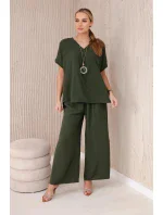 Súprava s náhrdelníkom blúzka + nohavice khaki Súprava s náhrdelníkom blúzka + nohavice khaki