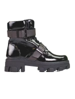 Jedinečné čierne dámske členkové topánky s plochým podpätkom Jedinečné čierne dámske členkové topánky s plochým podpätkom