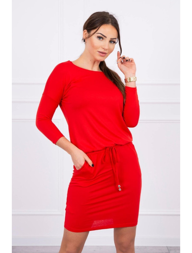 Viskózové šaty so zaväzovaním v páse červené