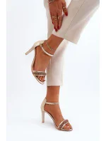 Sandále na podpätku model 194688 Step in style