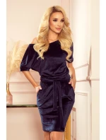 CASSIE - Tmavomodré dámske velúrové šaty s krátkymi rukávmi 249-5 CASSIE - Tmavomodré dámske velúrové šaty s krátkymi rukávmi 249-5