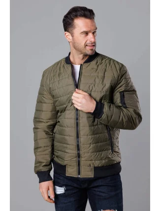 Pánska prešívaná khaki bunda bomber (MY02-3) Pánska prešívaná khaki bunda bomber (MY02-3)