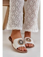 Skórzane Klapki Z Ozdobą Na Płaskim Obcasie Lewski 3047/O Złoty Przecierany