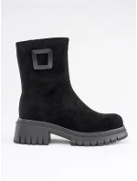 Praktické čierne dámske členkové topánky na plochom podpätku Praktické čierne dámske členkové topánky na plochom podpätku