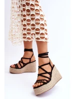 Skórzane Sandałki Na Koturnie Czarne Margaritt