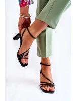 Klasyczne Lakierowane Sandały Na Obcasie Czarne Milani