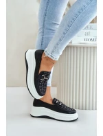 Dámske kožené mokasíny na platforme s čiernym zdobením Vinceza Dámske kožené mokasíny na platforme s čiernym zdobením Vinceza