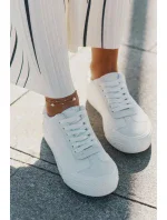 Dámske tenisky na platforme Big Star - biele