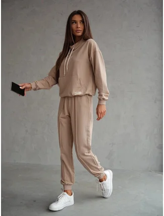 Béžová dámska tepláková súprava - mikina so stojačikom a nohavice (82162) Béžová dámska tepláková súprava - mikina so stojačikom a nohavice (82162)
