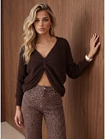 Dámsky oversize sveter so zberaným predným dielom, čokoládová farba, FashionStreet MY2646 Dámsky oversize sveter so zberaným predným dielom, čokoládová farba, FashionStreet MY2646