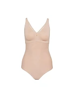 Triumph True Shape Sensation - silne tvaruje telo pre hladkú siluetu Triumph