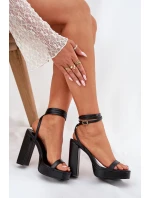 Sandały Damskie Na Słupku Z Paseczkiem Czarne Fevenne