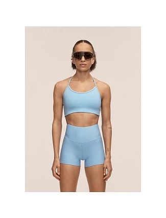 Športová podprsenka CASALL Sleek Strappy Sports Bra, modrá farba Športová podprsenka CASALL Sleek Strappy Sports Bra, modrá farba