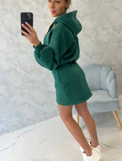 Zateplené šaty s obálkovým spodným dielom tmavo zelené