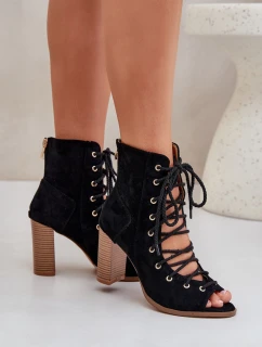 Sandały Na Słupku Z Cholewką I Sznurowaniem Czarne Ivelseki