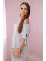 Šaty zviazané na rukávoch šedej farby Šaty zviazané na rukávoch šedej farby