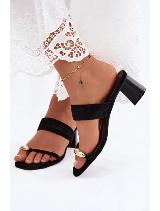 Dámske sandále na podpätku so zlatými detailmi a imitáciou semišu Black Dakotelle Dámske sandále na podpätku so zlatými detailmi a imitáciou semišu Black Dakotelle