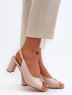 Sandále model 194970 Krok vo veľkom štýle