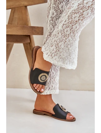 Skórzane Klapki Z Ozdobą Na Płaskim Obcasie Zazoo 3047/O Czarne