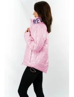 Krátka ružová prešívaná dámska bunda so stojačikom (B9567)