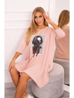 Šaty s potlačou a rozšíreným spodným dielom tmavo púdrovo ružové Šaty s potlačou a rozšíreným spodným dielom tmavo púdrovo ružové