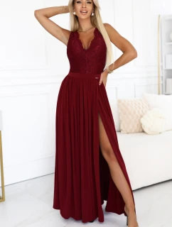 211-8 LEA dlhé šaty s čipkovým výstrihom a rozparkom na nohách - bordové