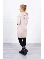 Šaty s ozdobnými volánikmi a kapucňou béžovej farby