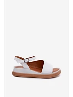 Dámske kožené sandále na platforme Maciejka L7629-11 white