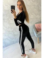 Velúrová súprava s nápisom Queen black