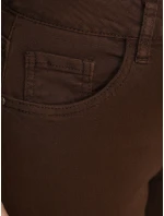 Dámske džínsy s vysokým pásom mom fit hnedé FashionStreet UY2869 Dámske džínsy s vysokým pásom mom fit hnedé FashionStreet UY2869