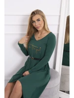 Šaty s ozdobným pásikom a nápisom tmavo zelené