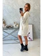 Velúrové šaty s kapucňou ecru