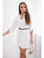 Šaty s dlhším zadným dielom a pásom ecru