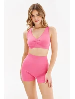 BEZŠVOVÝ KRÁTKY TVAR - ŠORTKY