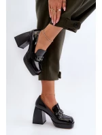 Dámske lakované topánky na vysokom podpätku Black D&A
